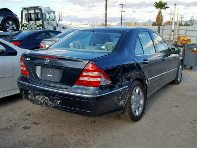 WDBRF61J05F674300 - 2005 MERCEDES-BENZ C 240 BLACK photo 4