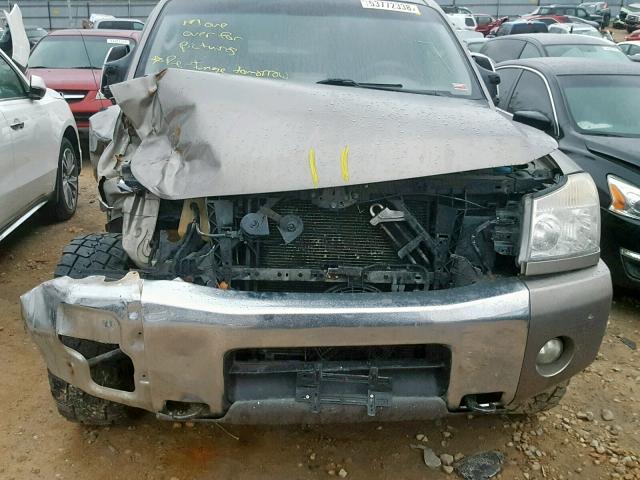 1N6AA07B66N563961 - 2006 NISSAN TITAN XE SILVER photo 9