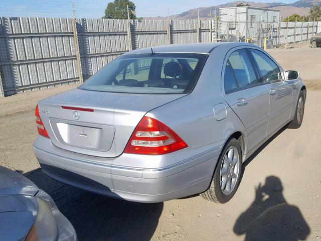 WDBRF61J63A419015 - 2003 MERCEDES-BENZ C 240 SILVER photo 4