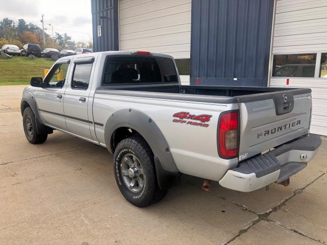 1N6ED29Y82C381996 - 2002 NISSAN FRONTIER C SILVER photo 3