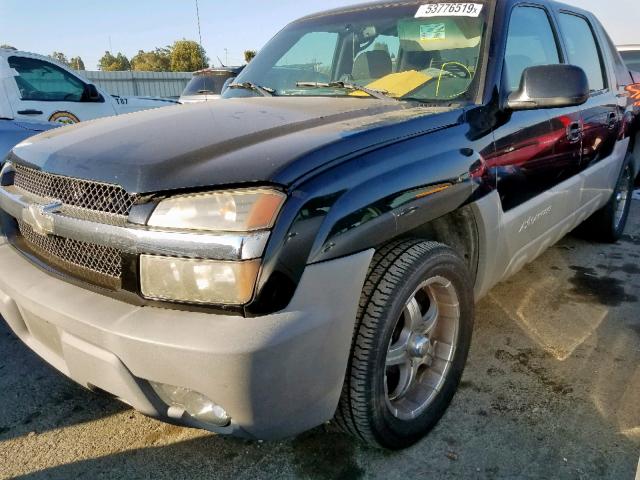 3GNEC13T82G112401 - 2002 CHEVROLET AVALANCHE BLACK photo 2