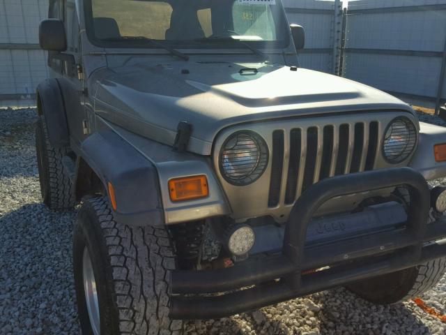 1J4FA39S35P349143 - 2005 JEEP WRANGLER X GRAY photo 9