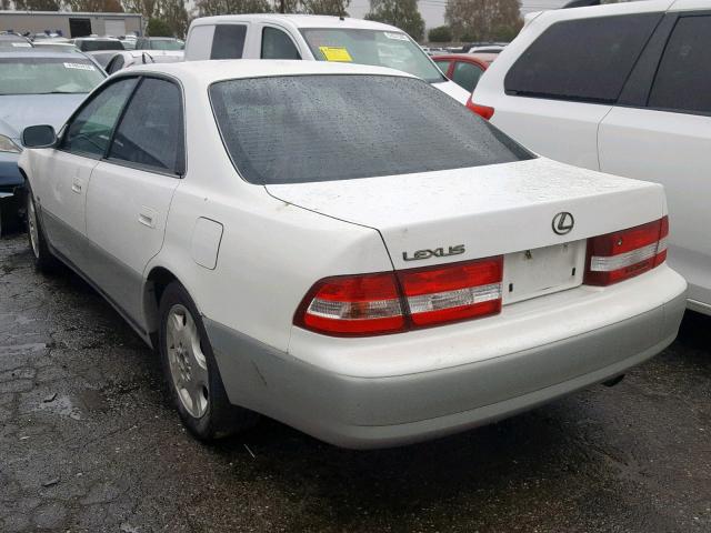 JT8BF28G5Y5090537 - 2000 LEXUS ES 300 WHITE photo 3