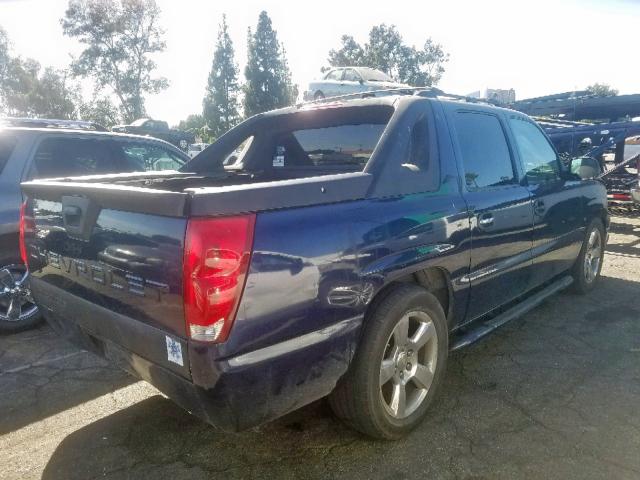 3GNEC12Z06G113974 - 2006 CHEVROLET AVALANCHE BLUE photo 4