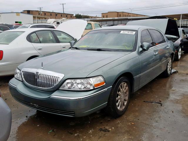 1LNHM81W86Y608721 - 2006 LINCOLN TOWN CAR S GREEN photo 2