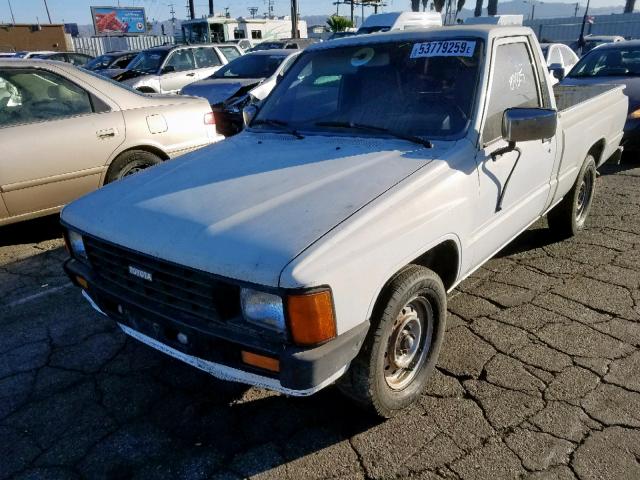 JT4RN50R8G0209470 - 1986 TOYOTA PICKUP 1/2 WHITE photo 2