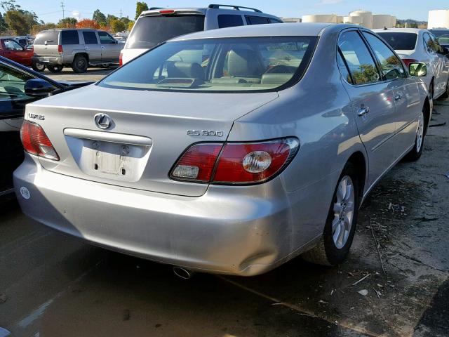 JTHBF30G125026973 - 2002 LEXUS ES 300 SILVER photo 4