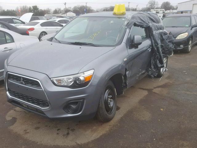 4A4AR3AU1DE005836 - 2013 MITSUBISHI OUTLANDER GRAY photo 2