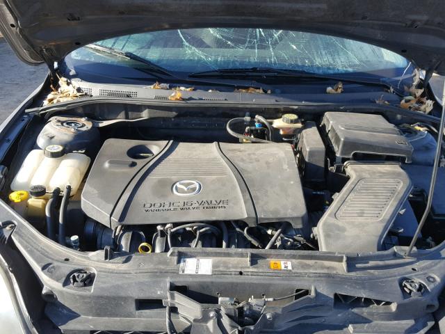 JM1BK143041174891 - 2004 MAZDA 3 HATCHBAC SILVER photo 7