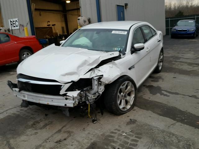 1FAHP2EW7BG171268 - 2011 FORD TAURUS SEL WHITE photo 2