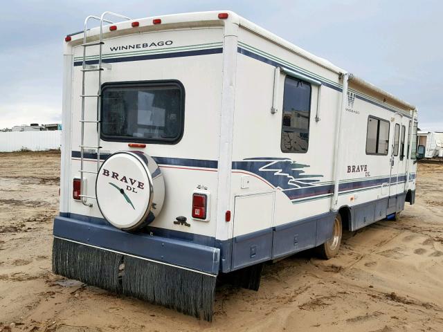 1GBKP37J2T3311926 - 1997 WINNEBAGO BRAVE SE WHITE photo 4