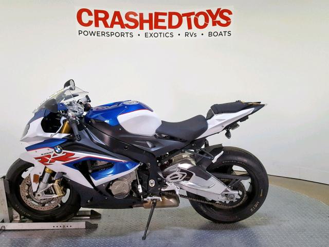 WB10D6005HZ710474 - 2017 BMW S 1000 RR BLUE photo 5