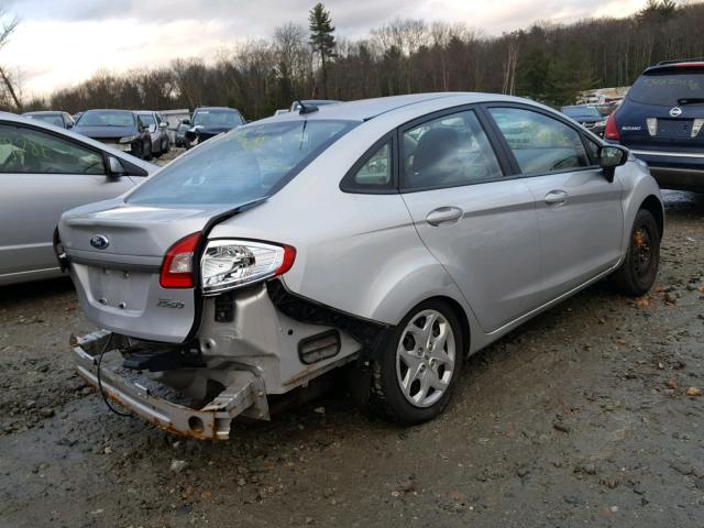 3FADP4AJ7BM113008 - 2011 FORD FIESTA S SILVER photo 4