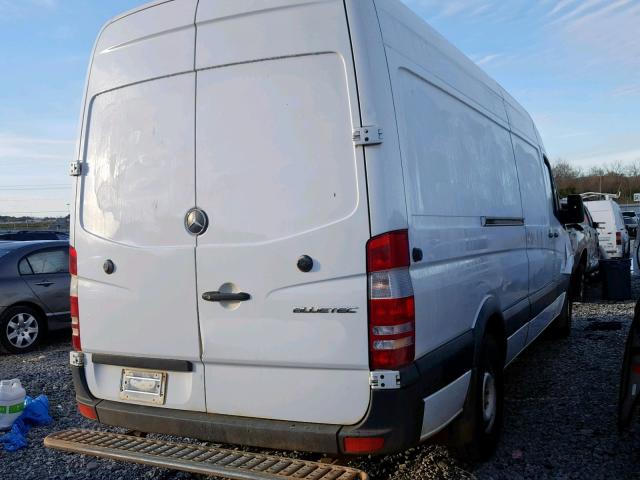 WD3PE8DB5FP123796 - 2015 MERCEDES-BENZ SPRINTER 2 WHITE photo 4