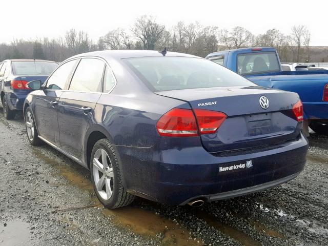 1VWBP7A32CC065096 - 2012 VOLKSWAGEN PASSAT SE BLUE photo 3