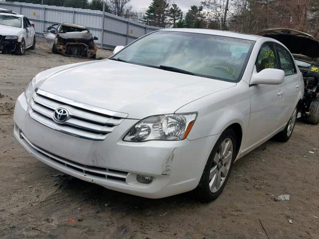 4T1BK36B16U081343 - 2006 TOYOTA AVALON XL WHITE photo 2