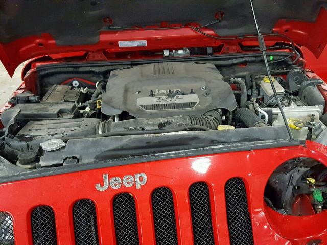 1C4AJWBG5DL691920 - 2013 JEEP WRANGLER S RED photo 7