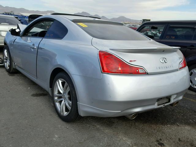 JNKCV64FX9M654749 - 2009 INFINITI G37 SILVER photo 3