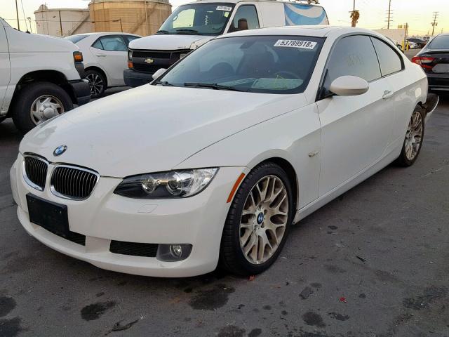 WBAWV13529P123339 - 2009 BMW 328 I SULE WHITE photo 2