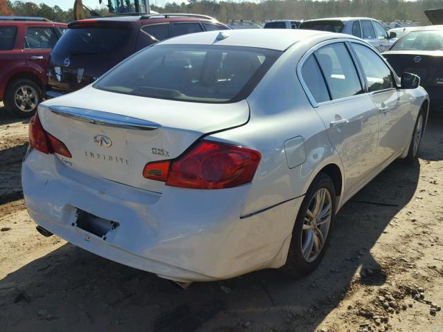 JN1DV6AR0BM650867 - 2011 INFINITI G25 WHITE photo 4