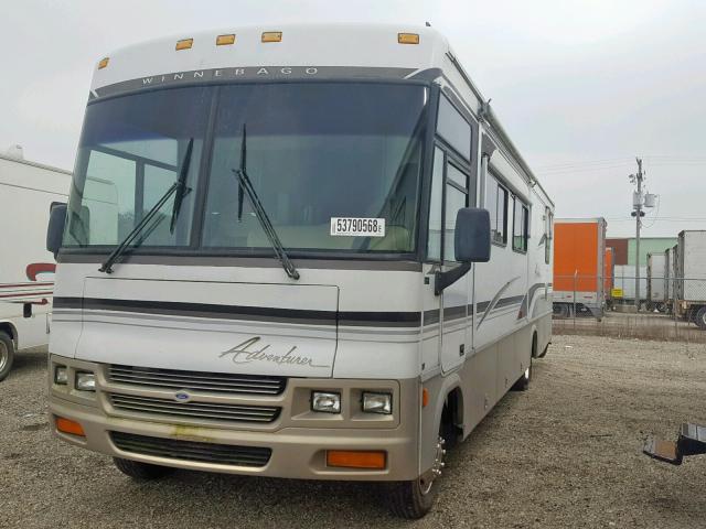 1FCNF53S1Y0A10434 - 2001 ADVE MOTORHOME WHITE photo 2