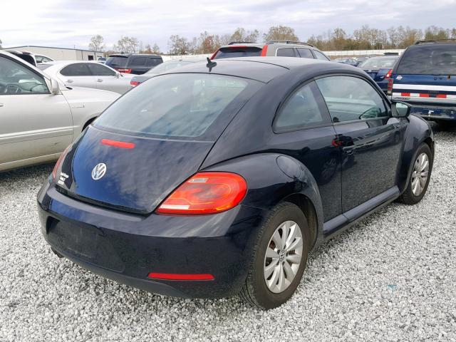 3VWFP7AT6DM668392 - 2013 VOLKSWAGEN BEETLE BLACK photo 4