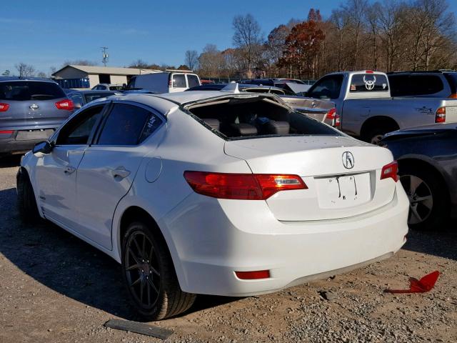 19VDE2E55DE000911 - 2013 ACURA ILX 24 PRE WHITE photo 3