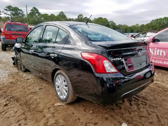 3N1CN7AP3JL869086 - 2018 NISSAN VERSA S BLACK photo 3