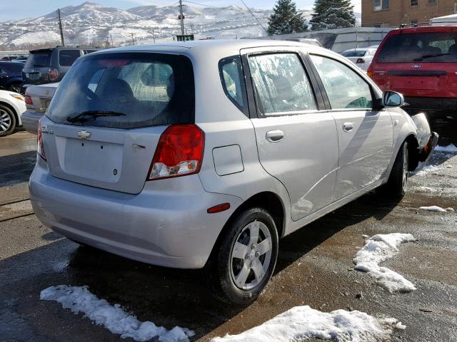 KL1TD66686B648013 - 2006 CHEVROLET AVEO BASE Gümüş foto 4