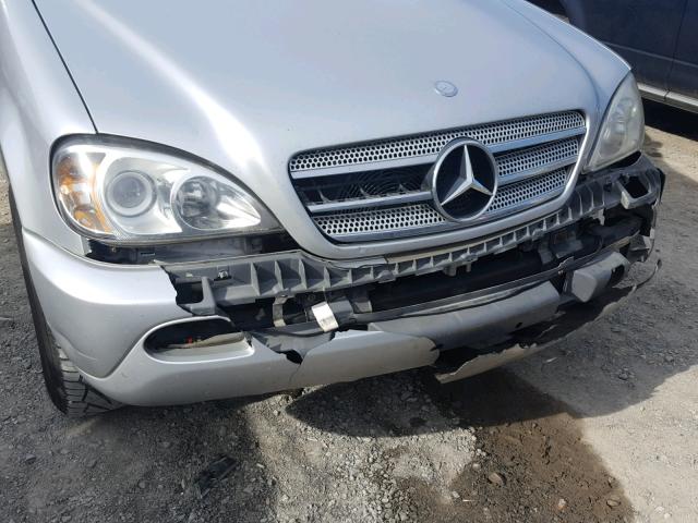 4JGAB57E14A478050 - 2004 MERCEDES-BENZ ML 350 SILVER photo 9