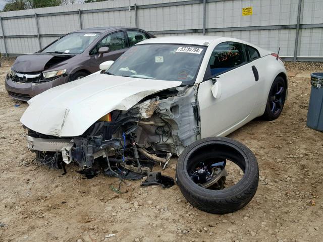 JN1AZ34D56M310710 - 2006 NISSAN 350Z COUPE WHITE photo 2