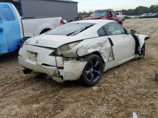 JN1AZ34D56M310710 - 2006 NISSAN 350Z COUPE WHITE photo 4