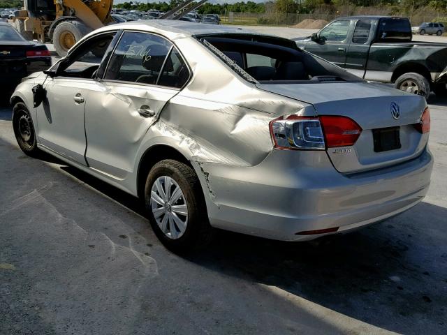 3VW2K7AJ7BM382365 - 2011 VOLKSWAGEN JETTA BASE Արծաթագույն լուսանկար 3