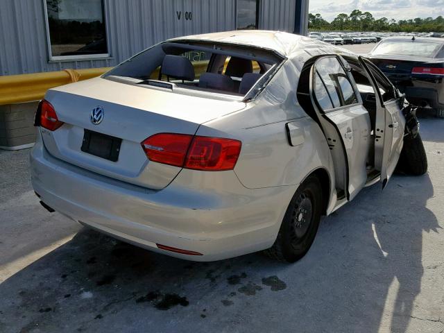 3VW2K7AJ7BM382365 - 2011 VOLKSWAGEN JETTA BASE Արծաթագույն լուսանկար 4