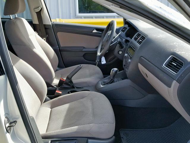 3VW2K7AJ7BM382365 - 2011 VOLKSWAGEN JETTA BASE Արծաթագույն լուսանկար 5