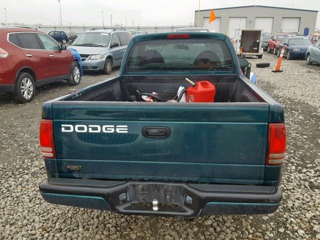 1B7FL26X7WS677125 - 1998 DODGE DAKOTA GREEN photo 9