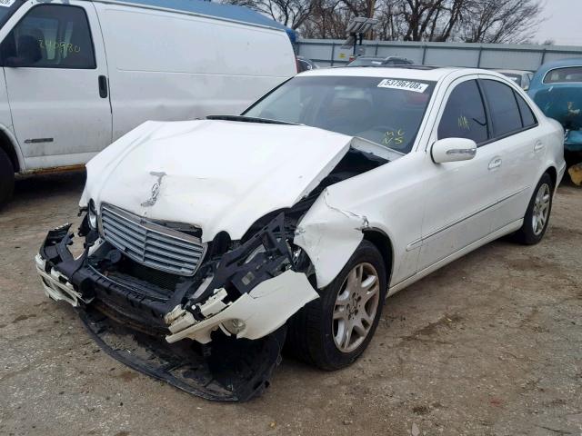 WDBUF65J34A495863 - 2004 MERCEDES-BENZ E 320 WHITE photo 2