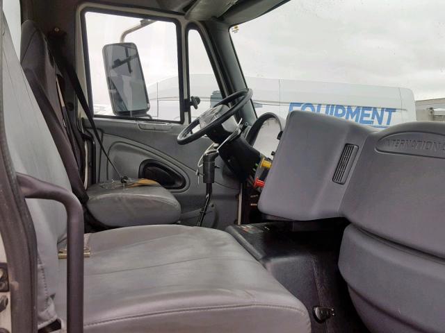 1HSHXSBR97J429834 - 2007 INTERNATIONAL 8000 8600 WHITE photo 5