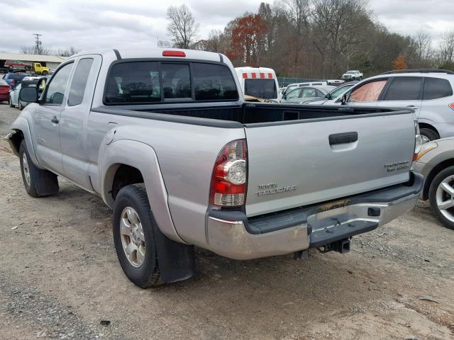 5TETU4GN8AZ730587 - 2010 TOYOTA TACOMA PRE SILVER photo 3