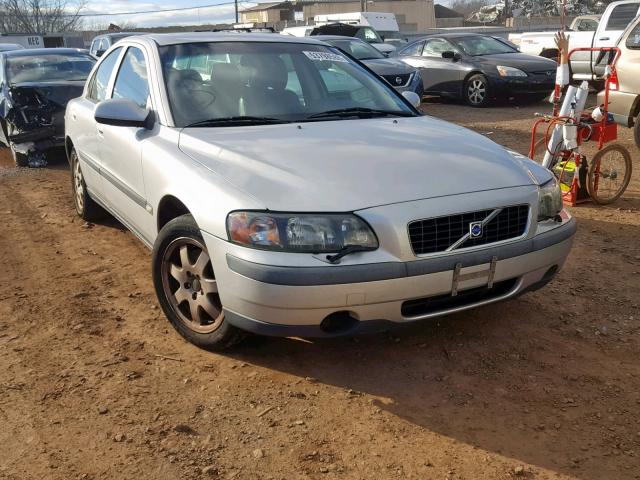 YV1RH58D822180625 - 2002 VOLVO S60 2.5T SILVER photo 1