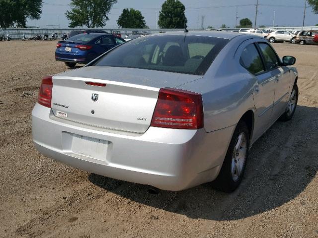 2B3KA33G88H188470 - 2008 DODGE CHARGER SX SILVER photo 4