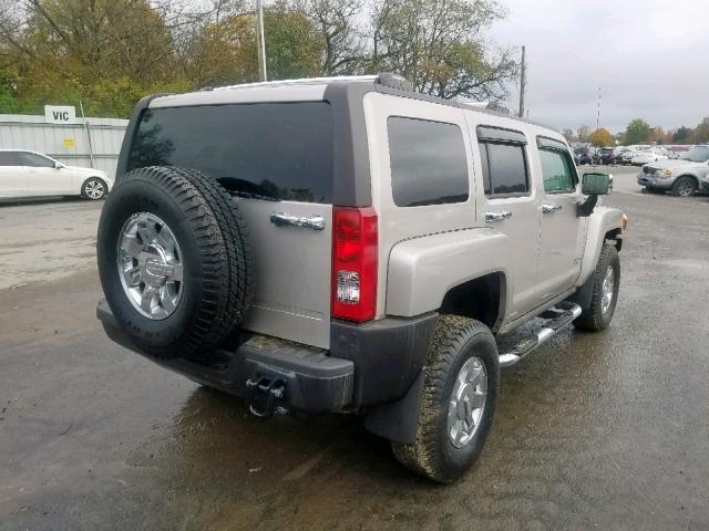 5GTDN136X68145820 - 2006 HUMMER H3 TAN photo 4