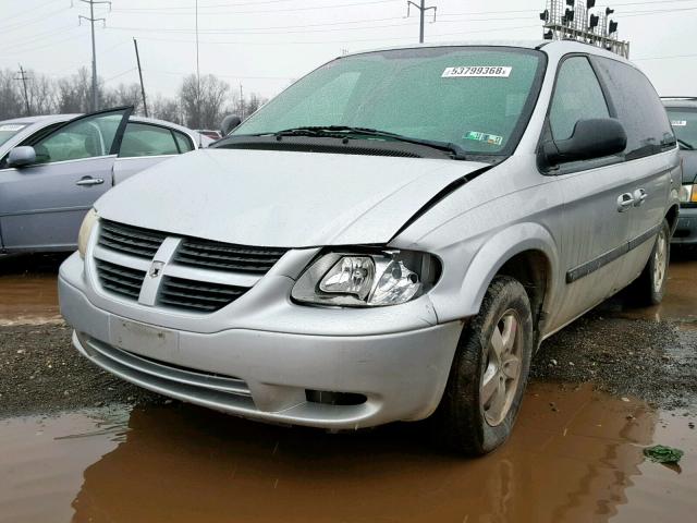 1D4GP45R36B590137 - 2006 DODGE CARAVAN SX SILVER photo 2