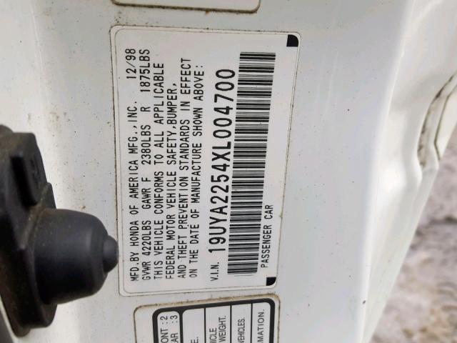 19UYA2254XL004700 - 1999 ACURA 3.0CL Weiß Foto 10