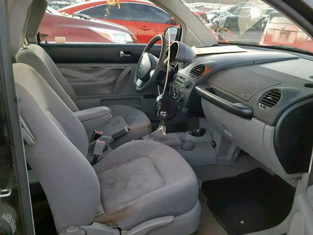 3VWCB21C71M460036 - 2001 VOLKSWAGEN NEW BEETLE Qara foto 5