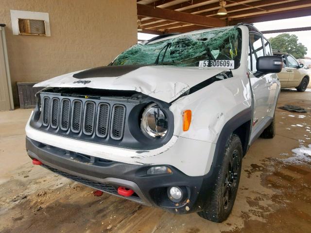 ZACCJBCB5JPH22272 - 2018 JEEP RENEGADE T WHITE photo 2