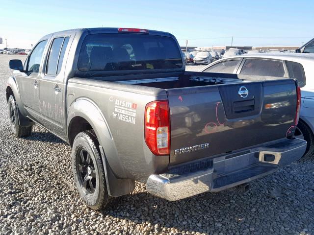 1N6AD07U45C456362 - 2005 NISSAN FRONTIER C GRAY photo 3