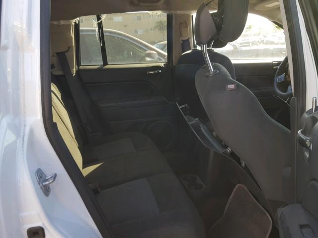 1C4NJCBAXGD665033 - 2016 JEEP COMPASS SP თეთრი ფოტო 6