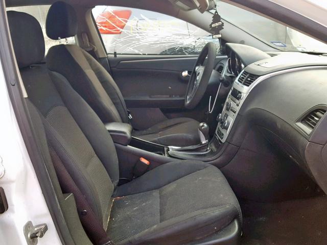 1G1ZH57B99F173197 - 2009 CHEVROLET MALIBU 1LT თეთრი ფოტო 5