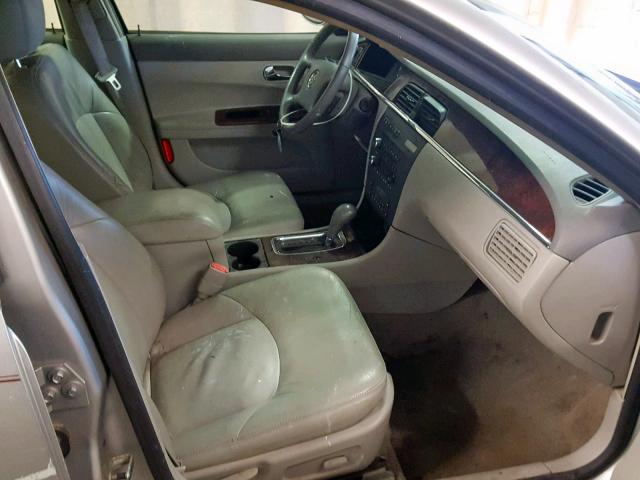 2G4WD582X81330337 - 2008 BUICK LACROSSE C SILVER photo 5